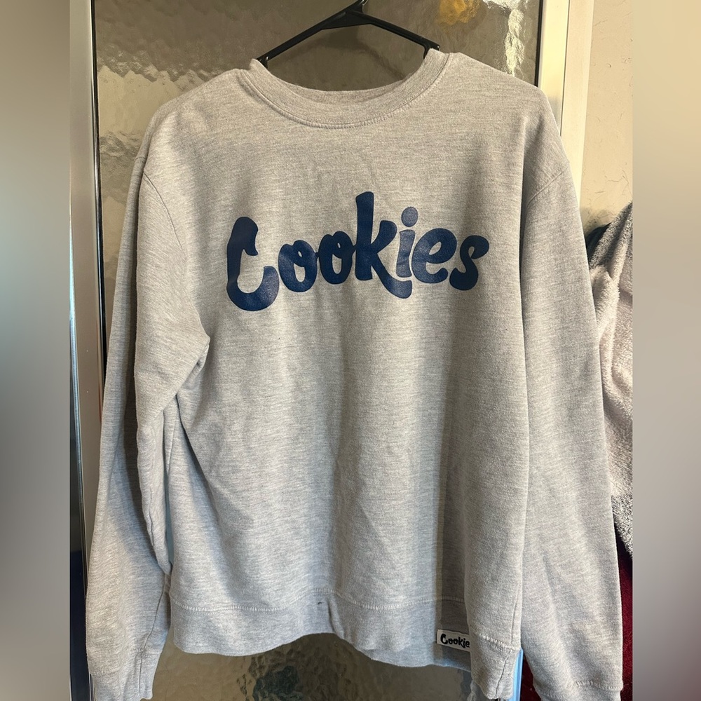 Medium cookies crewneck